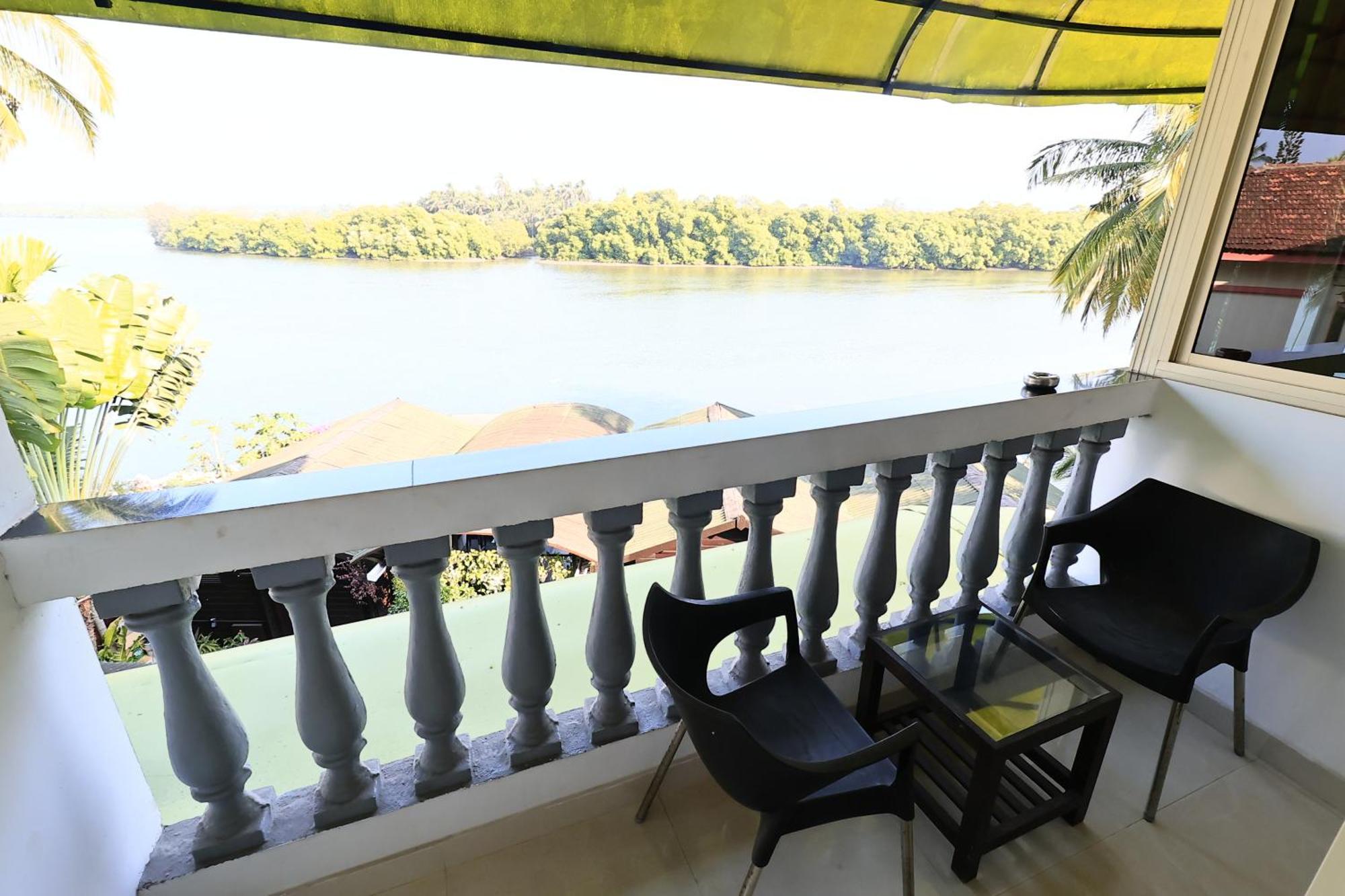 Sal Riviera Hotel Cavelossim Exterior photo