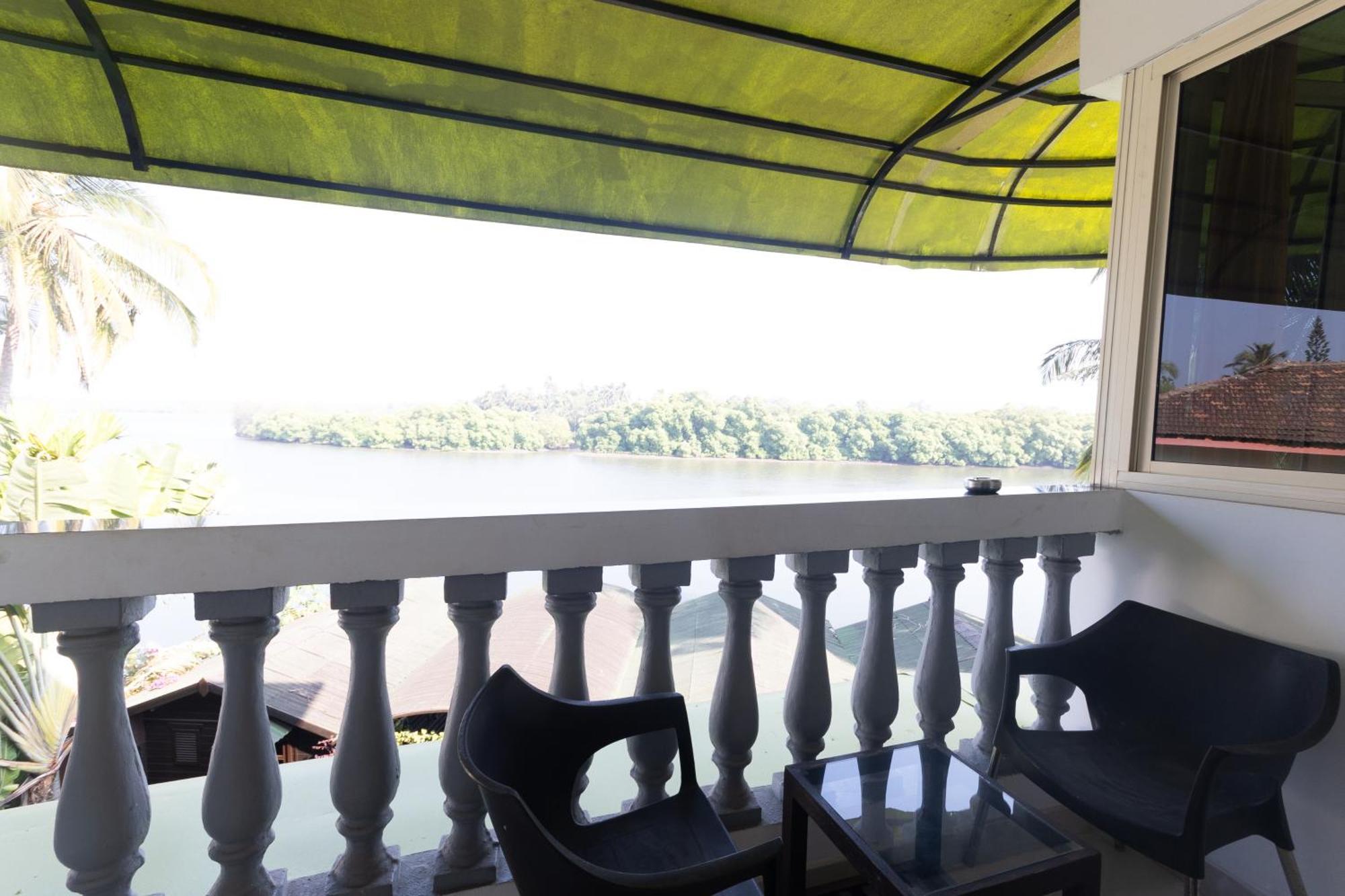 Sal Riviera Hotel Cavelossim Exterior photo