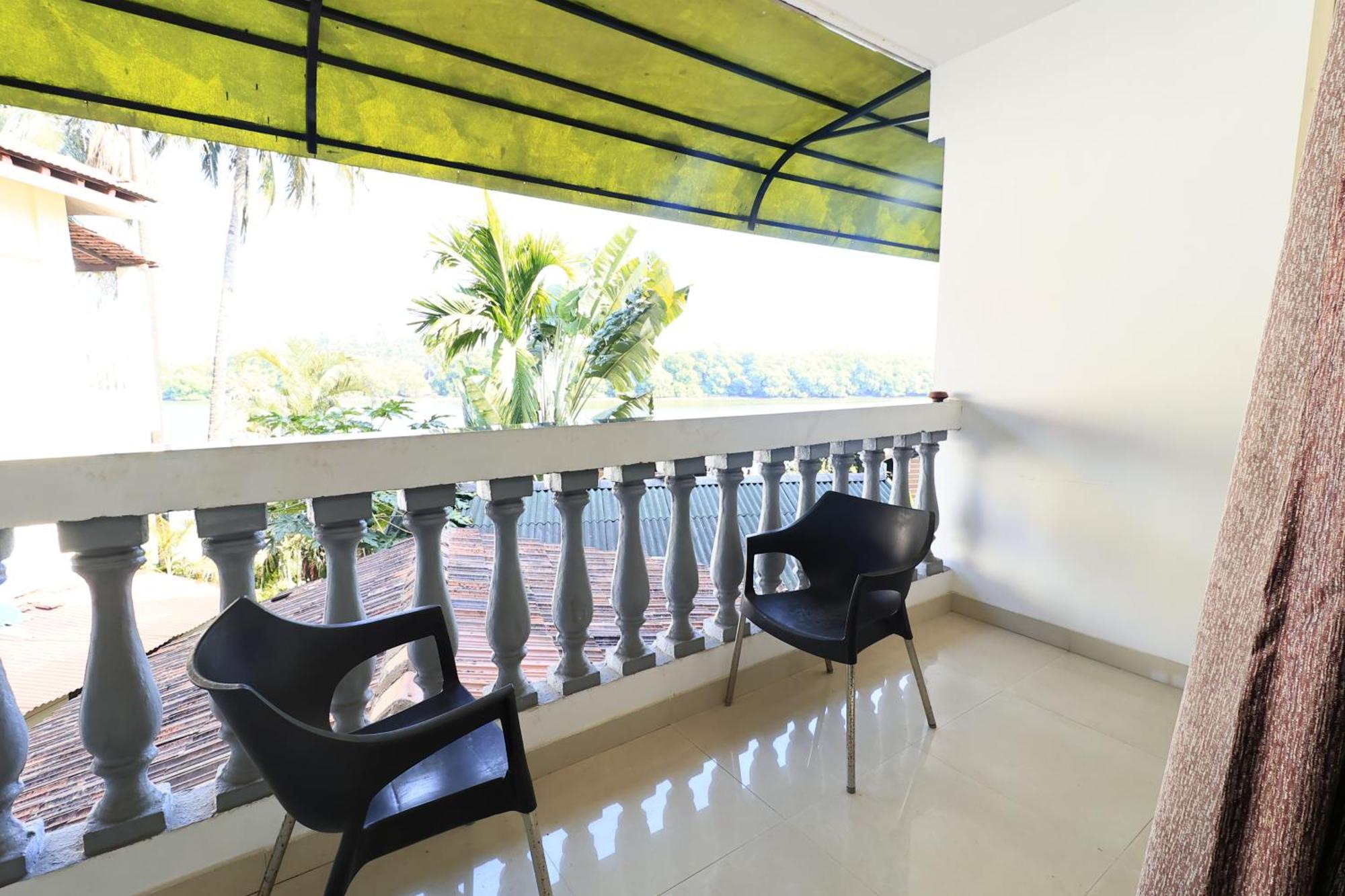 Sal Riviera Hotel Cavelossim Exterior photo